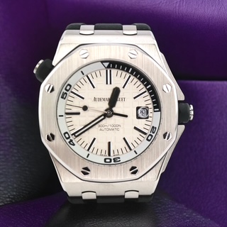 Audemars Piguet Royal Oak Offshore Diver - White dial